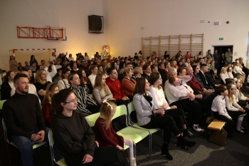 Spotkanie bożonarodzeniowe i V Koncert Kolęd i Pastorałek (57).JPG