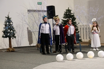 Spotkanie bożonarodzeniowe i V Koncert Kolęd i Pastorałek (60).JPG