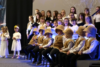 Spotkanie bożonarodzeniowe i V Koncert Kolęd i Pastorałek (61).JPG