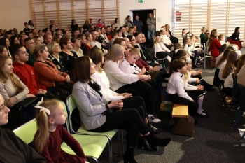 Spotkanie bożonarodzeniowe i V Koncert Kolęd i Pastorałek (63).JPG