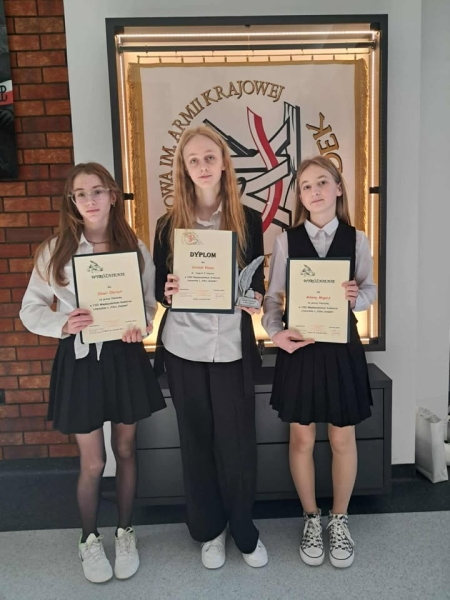 VIII Międzyszkolny Kokurs Literacki o ''Pióro Jedynki'' rozstrzygnięty...